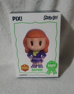 Pixi Scooby-Doo Daphne Figure — Purple, Orange, Yellow